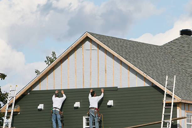 Professional Wood Siding technician working in Harpster, OH